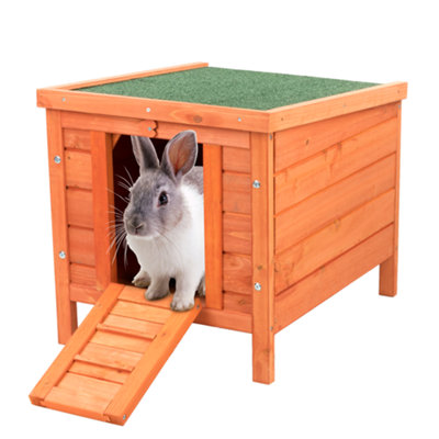 KCT Asti Pet Run Outdoor Shelter Box for Small Animals