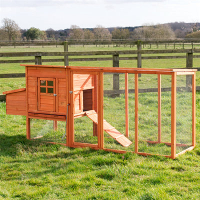 KCT Barcelona Deluxe 8ft EXTRA LARGE Chicken Coop with Run