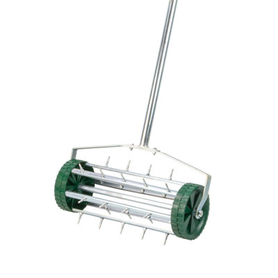 Lawn spike deals roller