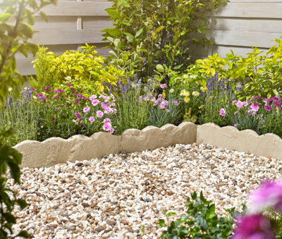 Kelkay Natural Random Garden Scalloped Edging - Eastern Sand - 300 x 560mm - Pack of 81