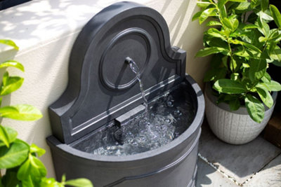 Kelkay Winchcombe Springs Solar Water Feature with Protective Cover