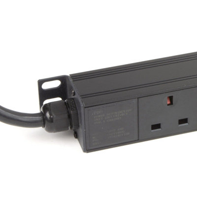 kenable PDU UK Sockets 12 Way to 32A Commando Power Distribution Unit ...