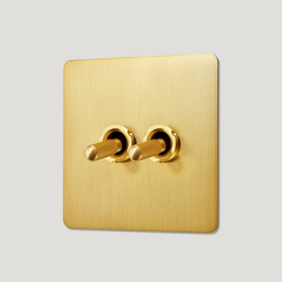 KEPLER 2G Two Way Knurled Toggle Switch - Brass