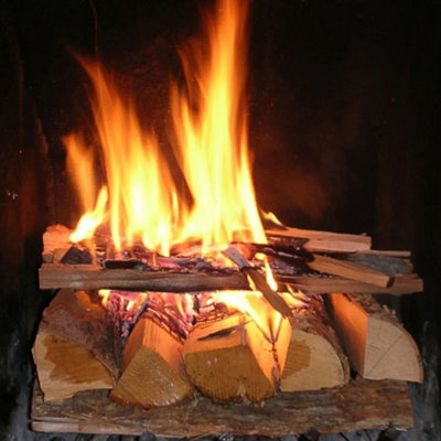 Kiln Dried Kindling Bag Firewood Ready To Burn (x4 Bags) Bag by Laeto Firewood Depot - INCLUDES FREE DELIVERY