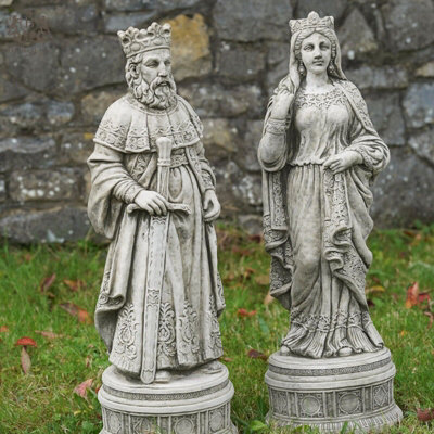 KING ARTHUR + QUEEN GUINEVERE LARGE STONE STATUES BRITISH MADE