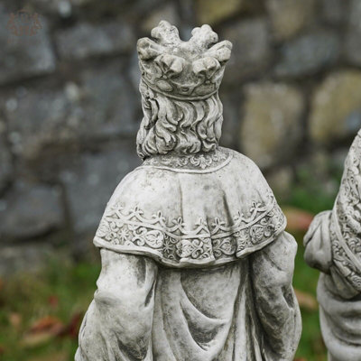 KING ARTHUR + QUEEN GUINEVERE LARGE STONE STATUES BRITISH MADE