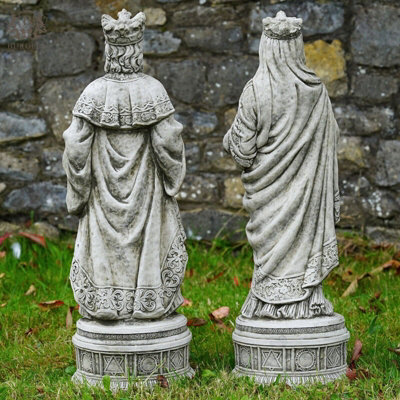 KING ARTHUR + QUEEN GUINEVERE LARGE STONE STATUES BRITISH MADE