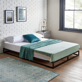 King Size Platform Bed Low Profile Metal Bed With Pocket Sprung Mattress