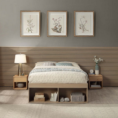ウッドプラットフォーム　キングサイズ King Size Platform Bed With 4 x 240cm Oak Acoustic Wall Panel