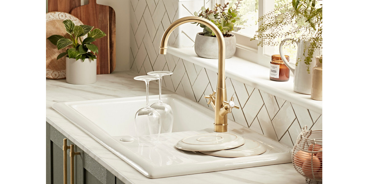 The pros and cons of a ceramic kitchen sink