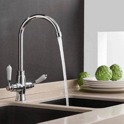 Kitchen tap with ceramic lever handles