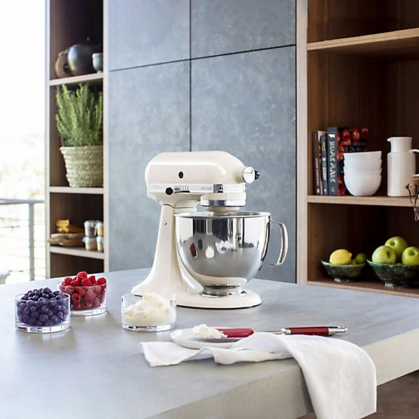 KitchenAid ™ 125 Artisan Mixer 4.8L Porcelain White KitchenAid ™ 125 Artisan Mixer 4.8L Porcelain White