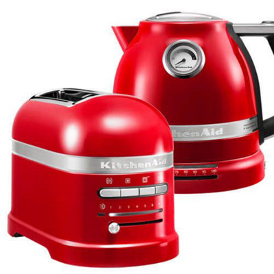 Smeg red kettle store and toaster set