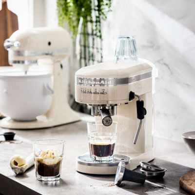 https://media.diy.com/is/image/KingfisherDigital/kitchenaid-artisan-semi-auto-espresso-machine-almond-cream~8003437610394_04c_MP?$MOB_PREV$&$width=618&$height=618