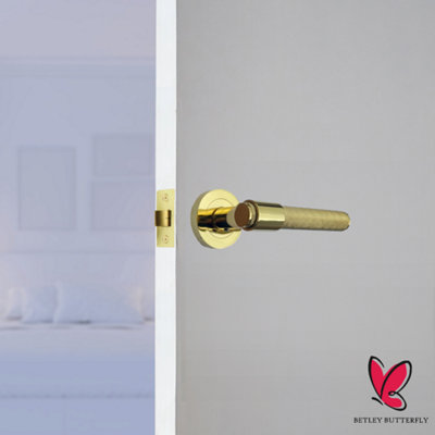 Knurled Door Handles Polished Brass Loop and Neck Lever on Rose Latch Set