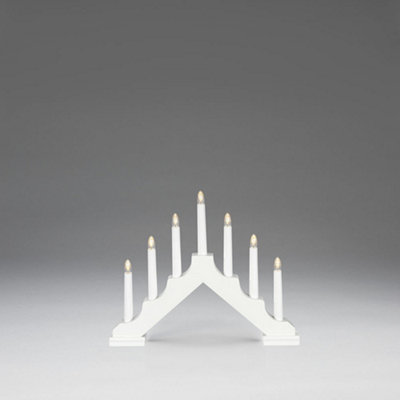 Konstsmide Welcome Light Candlestick wood matt white, 7 LED bulbs, 6xAA