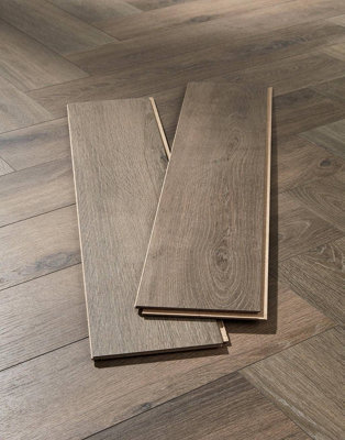 KronoSwiss Herringbone - Oiled Oak Dark Brown 8mm Laminate Flooring. 1.23m² Pack