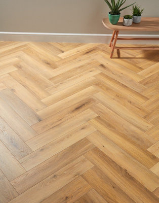 KronoSwiss Herringbone - Oiled Oak Natural 8mm Laminate Flooring. 1.23m² Pack