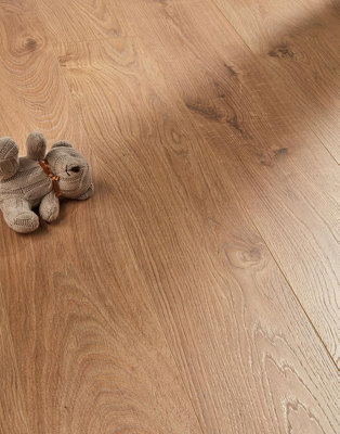 KronoSwiss Villa - Atlas Oak Natural 12mm Laminate Flooring. 1.29m² Pack