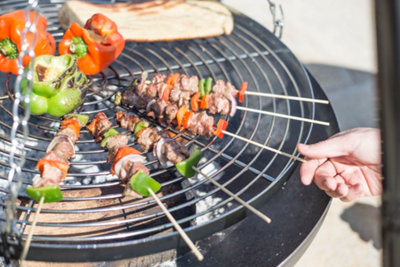 La Hacienda Tripod With Adjustable Chrome Hanging Grill - L 108 cm x W 128 cm x H 172 cm - 7