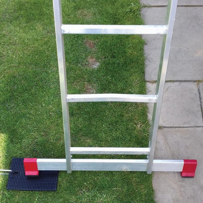 Laddermat, Ladder Leveller -  Anti-Slip for Sloping or Uneven Ground - Ladder Accessory