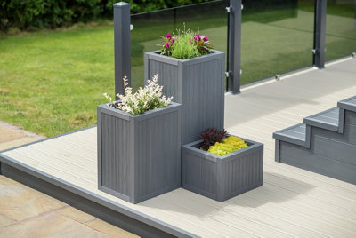 Lakeland Verandahs Set of 3 Planters - Grey - Tiered Planters