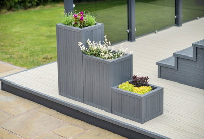 Lakeland Verandahs Set of 3 Planters - Grey - Tiered Planters