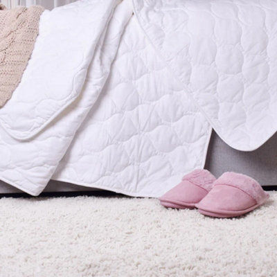 thumbnail image 2 of Luxurious 200x200 Cm Down Blanket – Softland Quilted Duvet, All-Season Warmth 2 of 4