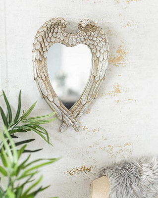 Heart on sale shaped mirror