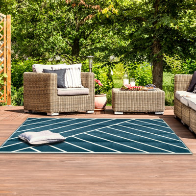 Large Garden Outdoor Rug For Patio, Dark Blue & Cream Line Pattern Waterproof Garden Rug 160 x 230cm