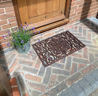 Large Ornate Cast Iron Doormat - 6