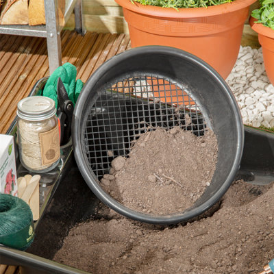 Large Plastic Round Garden Sieve With Mesh Sifter - 3