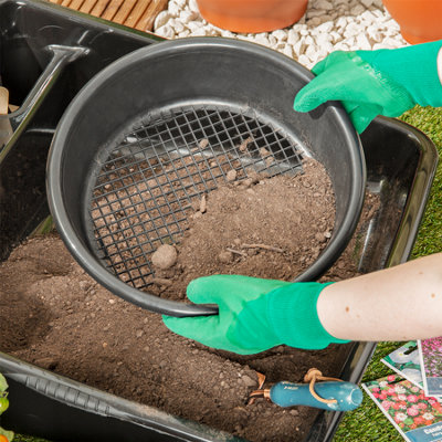 Large Plastic Round Garden Sieve With Mesh Sifter - 4