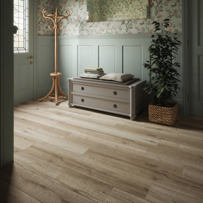 Laura Ashley - Emneth - Waterproof, Matt Finish Wood Effect Luxury Vinyl Click Flooring - Sample size of actual plank