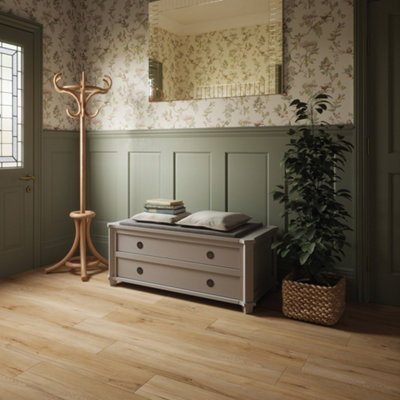 Laura Ashley - Hepscott - Waterproof, Matt Finish Wood Effect Luxury Vinyl Click Flooring - Sample size of actual plank