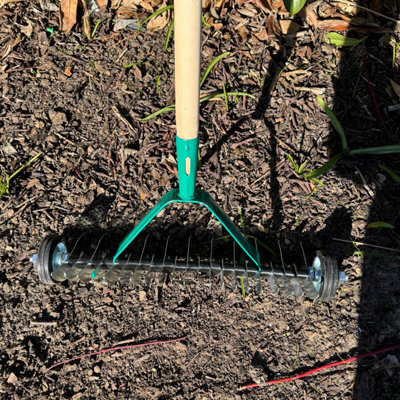 Lawn Aerator Scarifier with Handle, Effective Manual Lawn Grass Soil ...