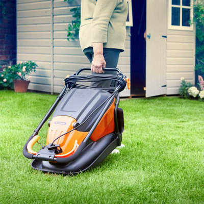 LawnMaster 1500W 33cm Hover Mower with Grass Collection Year