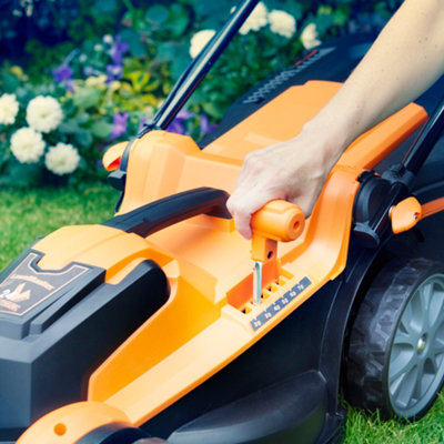 Lawnmaster deals 24v battery