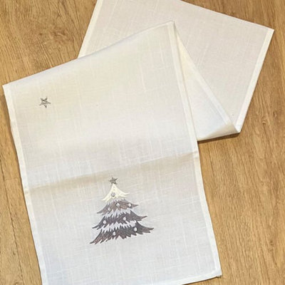 Le Chateau Silver Fir Table Runner