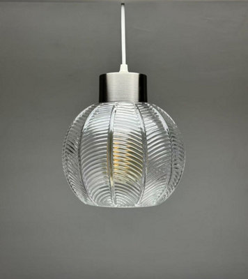 Leaf Design in a Clear Glass Light Pendant