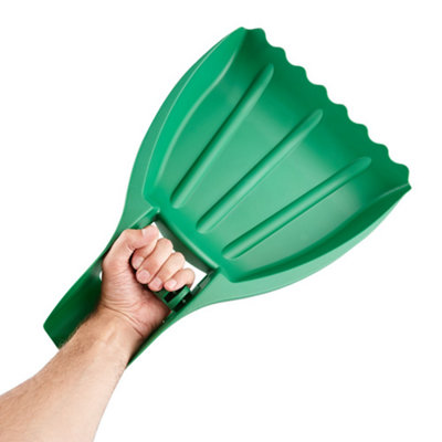 Leaf rake clearance scoop