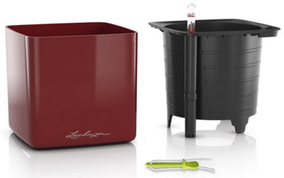 LECHUZA CUBE Glossy 16 Scarlet Red High-Gloss Plastic Self-watering Planter with Water Level Indicator H16 L17 W17 cm