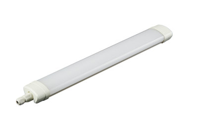 Luceco Climate Non-Corrosive Single 6ft LED Batten 70W 8400lm 220-240V