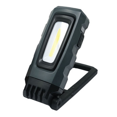 LED Work Light with Integrated Hanger