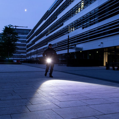 Ledlenser X21R Rechargeable 500 Lumen 800m Range Hand Torch for Emergency Service and Security