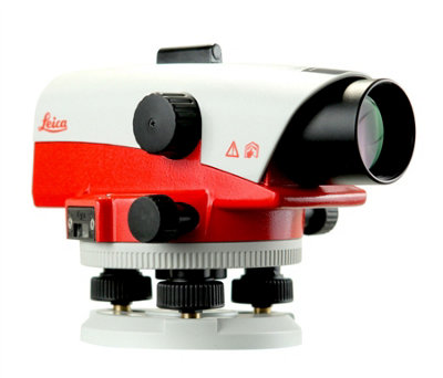 Leica Geosystems NA730 Automatic Optical Level 30x Magnification 7 Series with Case 360 Degree Rotation