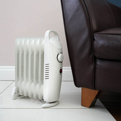 Leisurewize Low Wattage 700W Oil Filled Radiator Energy-Efficient ...