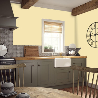 Leyland Trade Hardwearing Acrylic Eggshell Emulsion Paint Buttercup ...