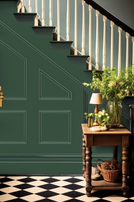 Leyland Trade Hardwearing Matt Emulsion Paint Royal Hunter Green