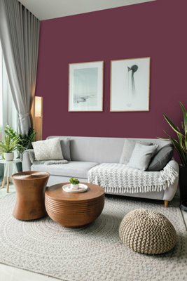 Leyland Trade Vinyl Matt Walls & Ceilings Emulsion Paint Claret
